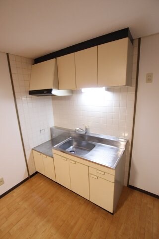 サンヒルズ光明池の物件内観写真