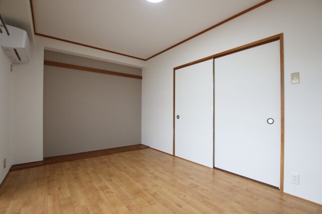 サンヒルズ光明池の物件内観写真