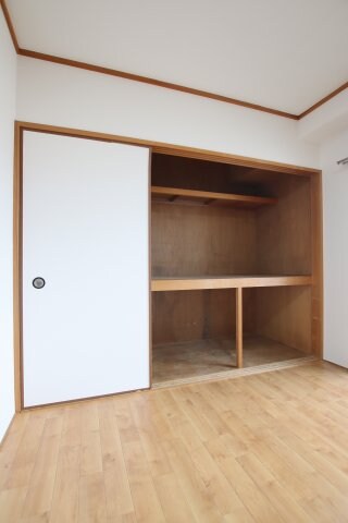 サンヒルズ光明池の物件内観写真