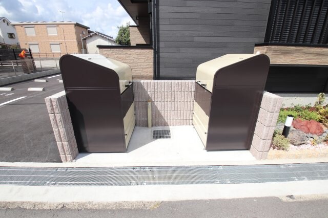 メゾンルミネ若松の物件内観写真