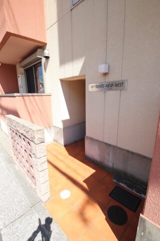 エヌエムトラントヌフウエストの物件外観写真