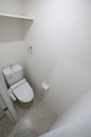 エヌエムトラントヌフウエストの物件内観写真