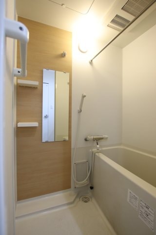 エヌエムトラントヌフウエストの物件内観写真