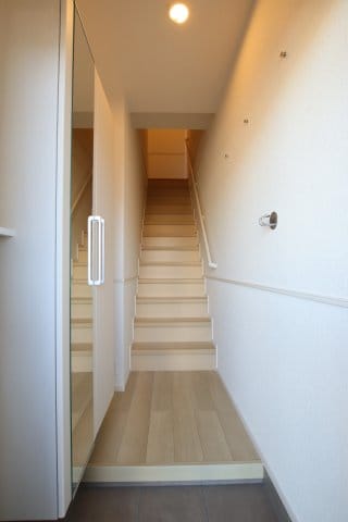 グランモンターニュの物件内観写真