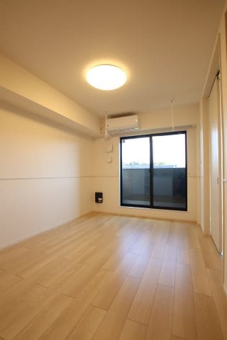 グランモンターニュの物件内観写真