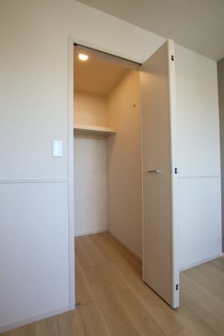 グランモンターニュの物件内観写真