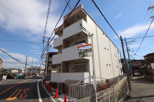 フジパレス初芝駅北の物件外観写真