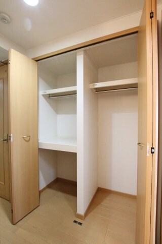 KIフードアルティフェスビューの物件内観写真