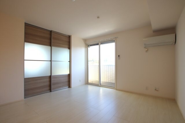 ファミーユ深井の物件内観写真