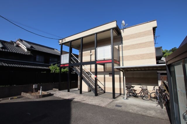 レオパレスいしかわの物件外観写真