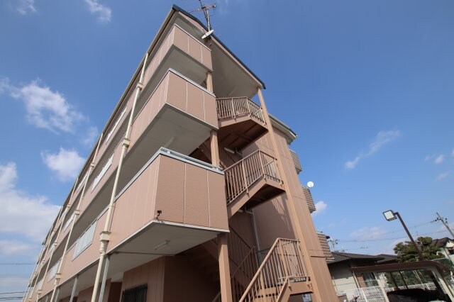 サンモール金剛の物件外観写真