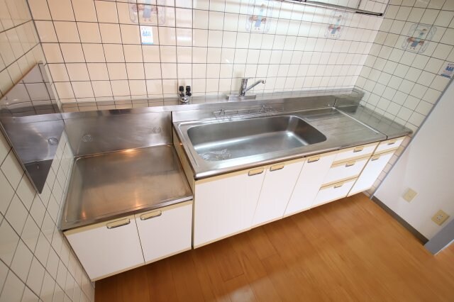 サンモール金剛の物件内観写真