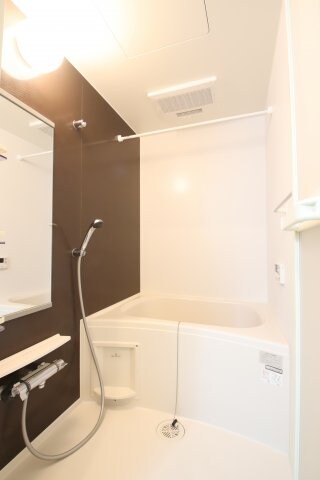 エレガント茱萸木Ⅱの物件内観写真