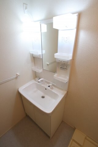 エレガント茱萸木Ⅱの物件内観写真