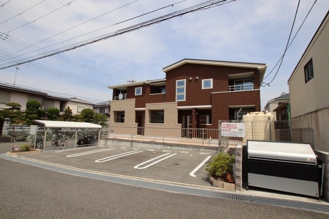 フォンデの物件外観写真