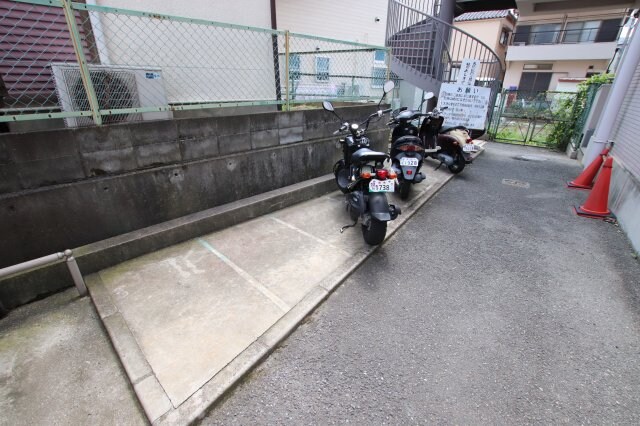 ヴィラ・ビアンカ美原の物件内観写真