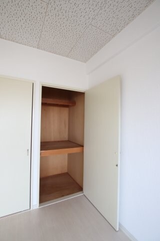 ヴィラ・ビアンカ美原の物件内観写真