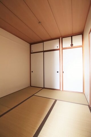 ヴィラ・ビアンカ美原の物件内観写真