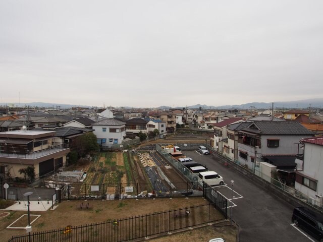 ヴィラ・ビアンカ美原の物件内観写真