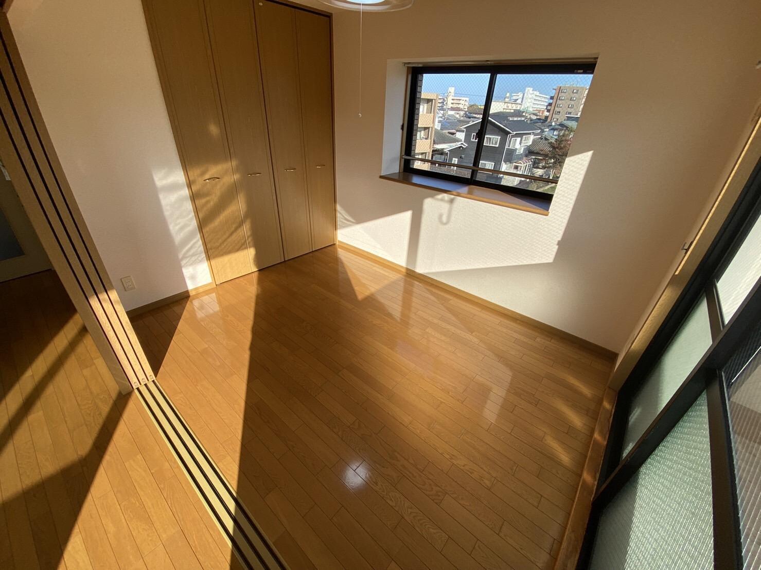 テルガーデン小松の物件内観写真