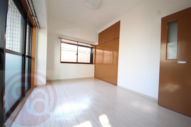 グローリーヨシダの物件内観写真