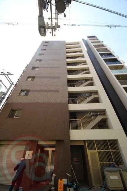 阿波座駅 徒歩3分 2階の物件外観写真