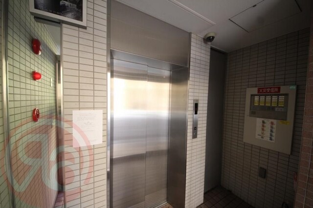 阿波座駅 徒歩3分 2階の物件外観写真