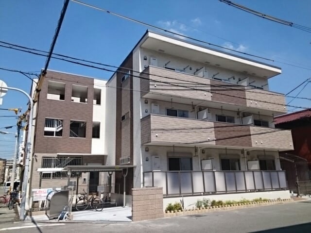 フローラの物件外観写真