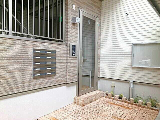 フローラの物件外観写真