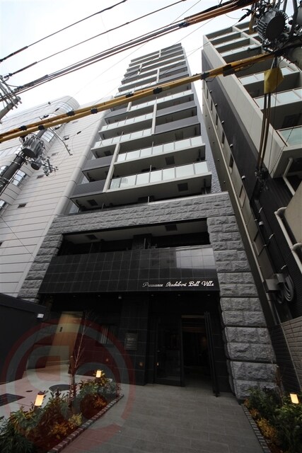 プレサンス立売堀ベルヴィルの物件外観写真