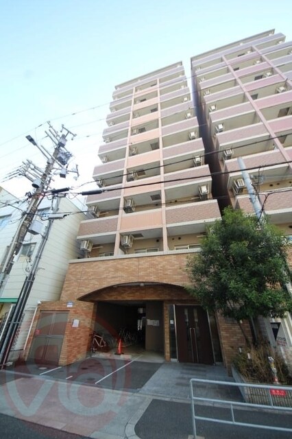 シャルマンフジ阿波座イーストの物件外観写真