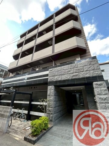 セイワパレス福島駅前の物件外観写真