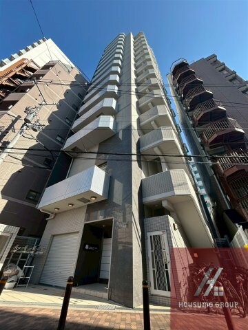 パークフラッツ野田阪神駅前の物件外観写真