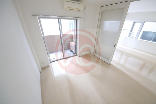 クロスレジデンス大阪新町の物件内観写真