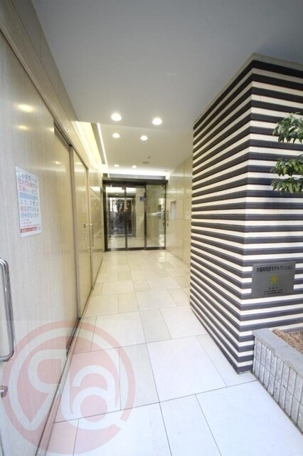 本町駅 徒歩2分 10階の物件外観写真