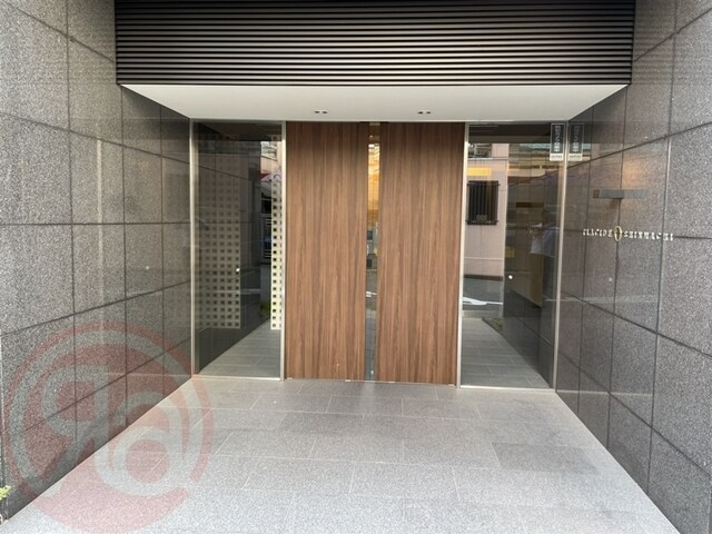 阿波座駅 徒歩5分 5階の物件外観写真