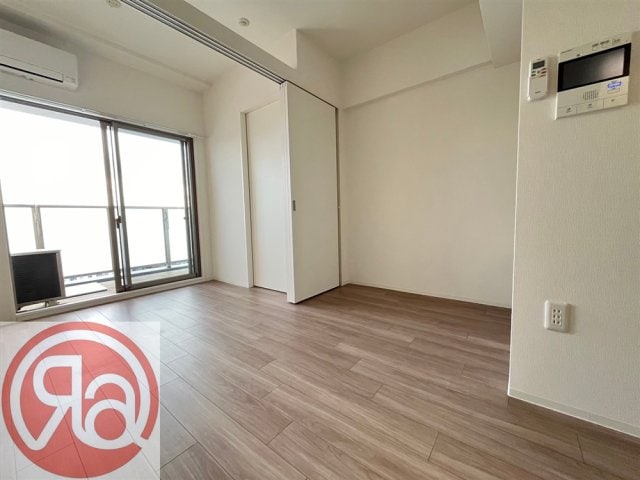 セレニテ福島プリエの物件内観写真