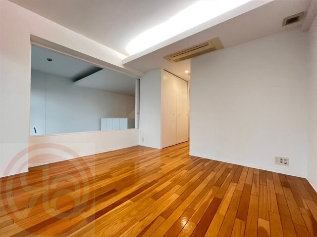 GLASHAUSの物件内観写真