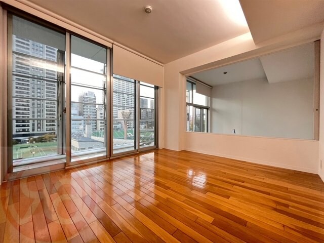 GLASHAUSの物件内観写真