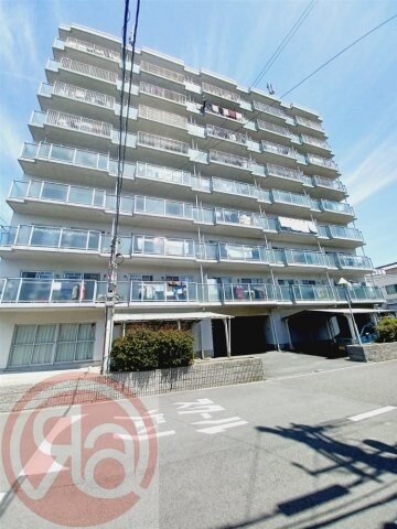 ヴィラスリースター鶴浜の物件外観写真