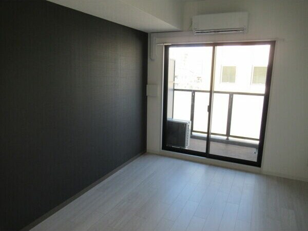 フォーリアライズ弁天町クロスの物件内観写真