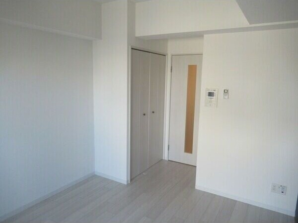 フォーリアライズ弁天町クロスの物件内観写真