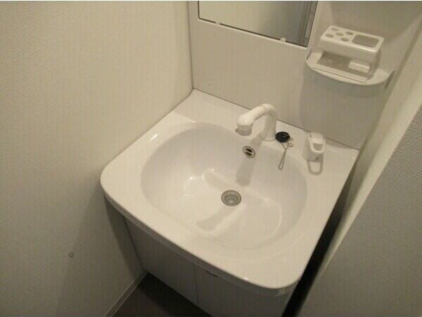 フォーリアライズ弁天町クロスの物件内観写真