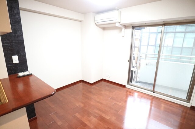 阿波座駅 徒歩7分 6階の物件内観写真