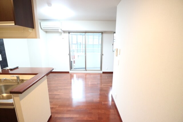 阿波座駅 徒歩7分 6階の物件内観写真