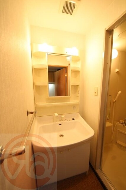 レインボーコート立売堀の物件内観写真