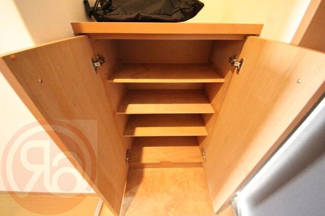 レインボーコート立売堀の物件内観写真