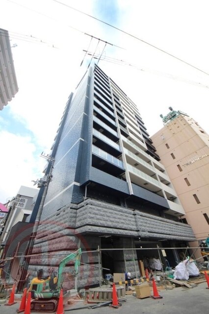 プレサンスＯＳＡＫＡＤＯＭＥＣＩＴＹクロスティの物件外観写真