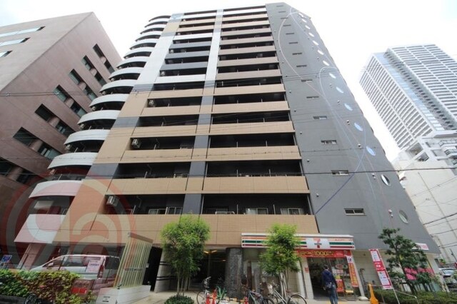 セレニテ本町グランデの物件外観写真