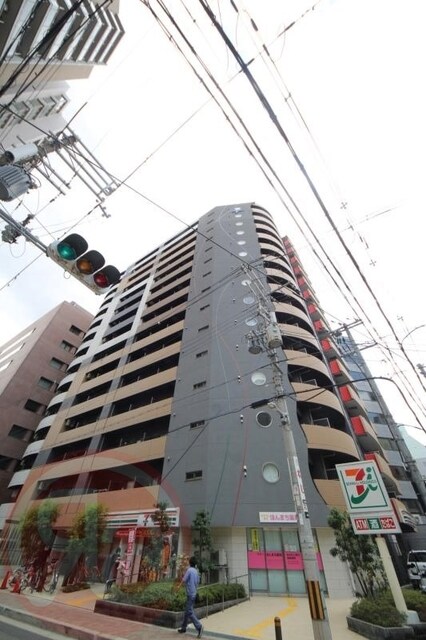 セレニテ本町グランデの物件外観写真